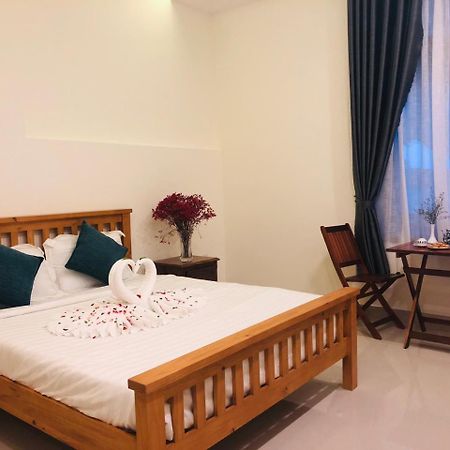 Sum Villa Hoi An An Bàn Buitenkant foto